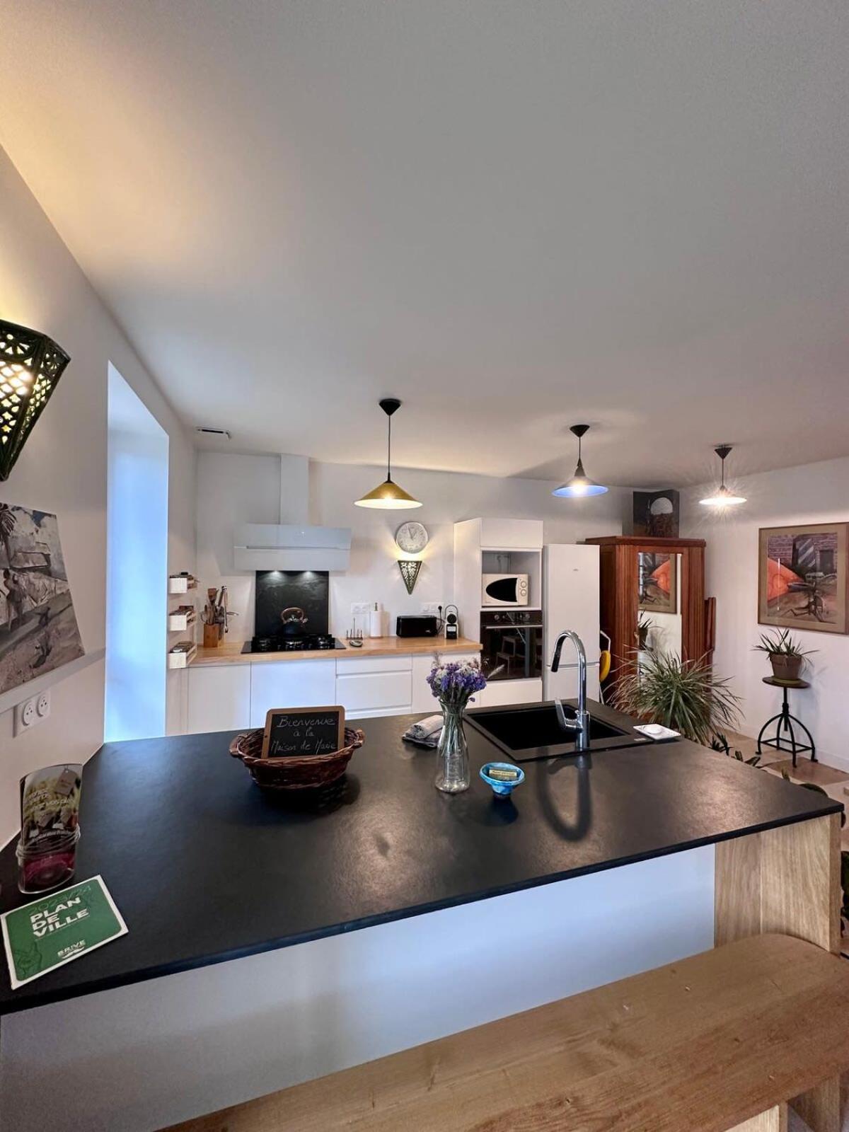 Maison De Marie - T2 Climterrasse - Meyssac Bourg Екстериор снимка